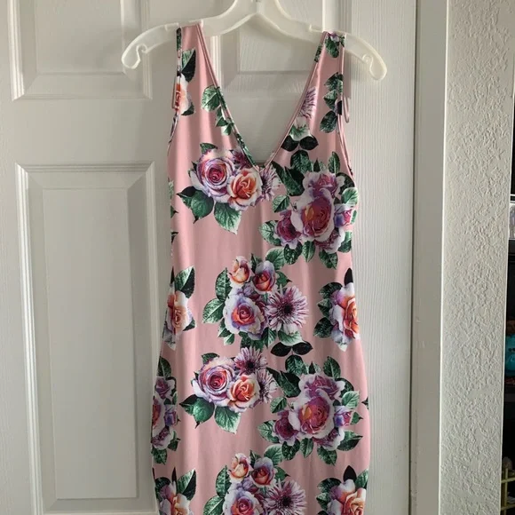 zara bodycon midi dress ZARA LONG SLEEVES BODYCON MIDI DRESS WITH SLITS SMALL